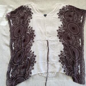 Elegant White and Brown Women's Sweater